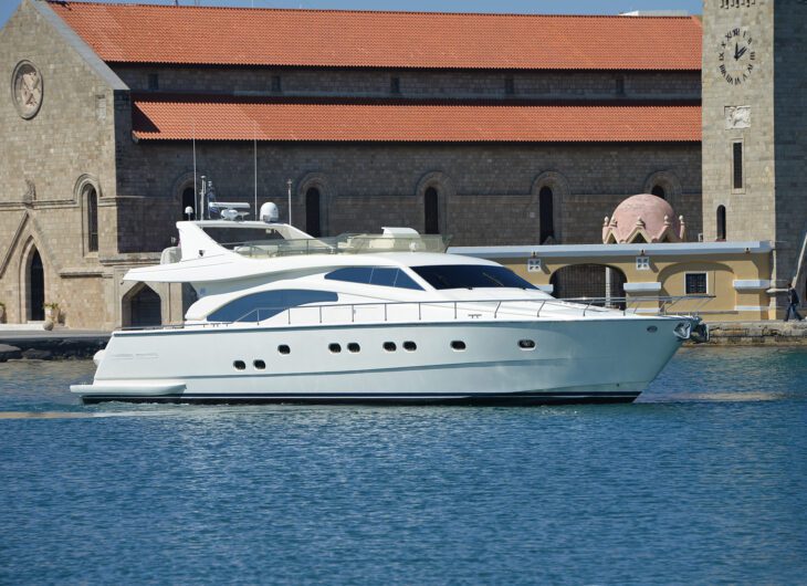 M/Y Mary