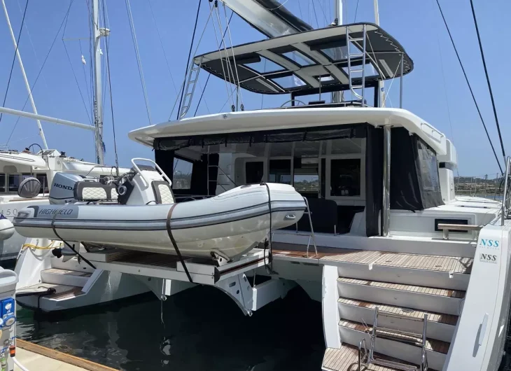 S/Y Lagoon 52F Naka