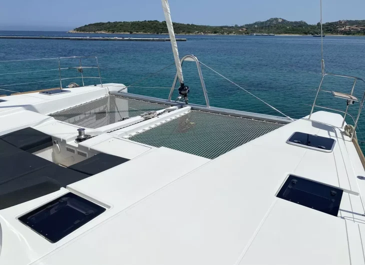 S/Y Lagoon 52F Naka