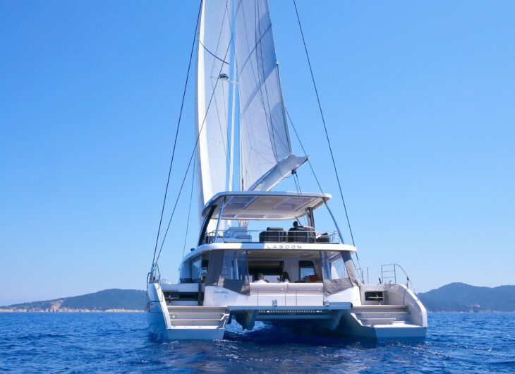S/Y Lagoon SIXTY5 Kingfisher