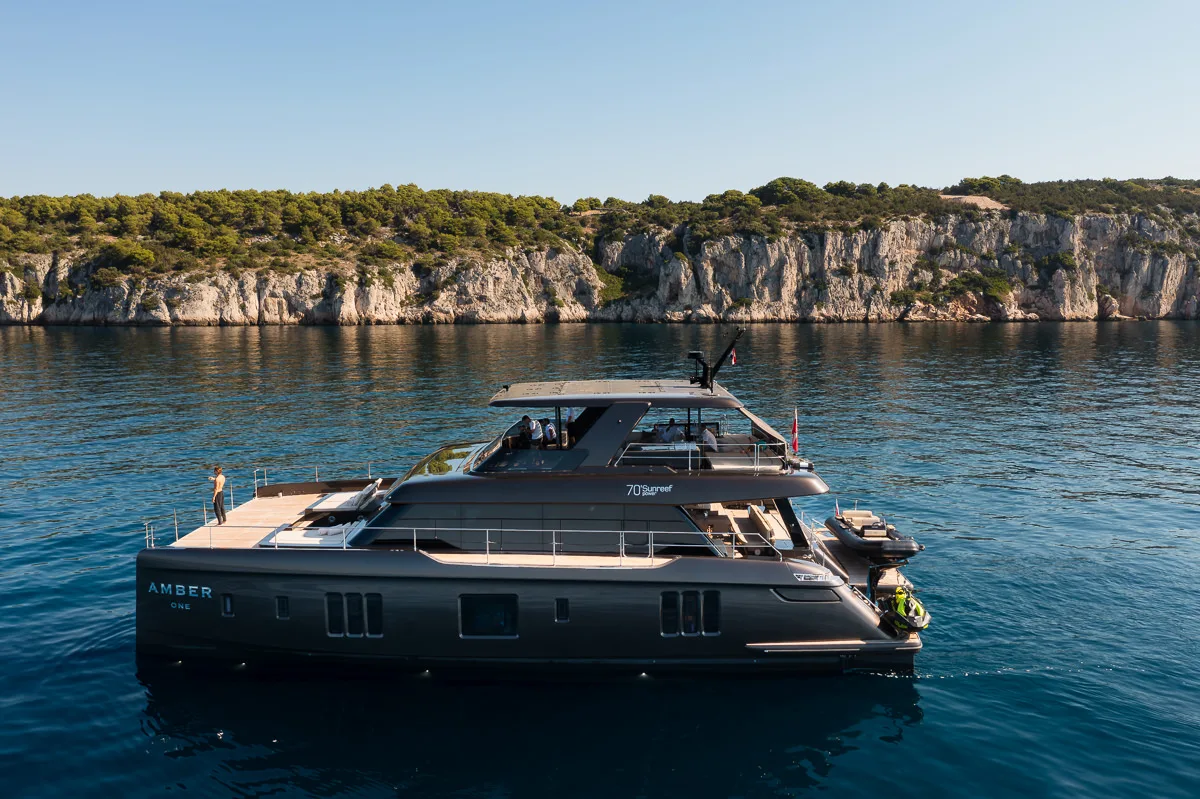 AMBER ONE Sunreef 70 power