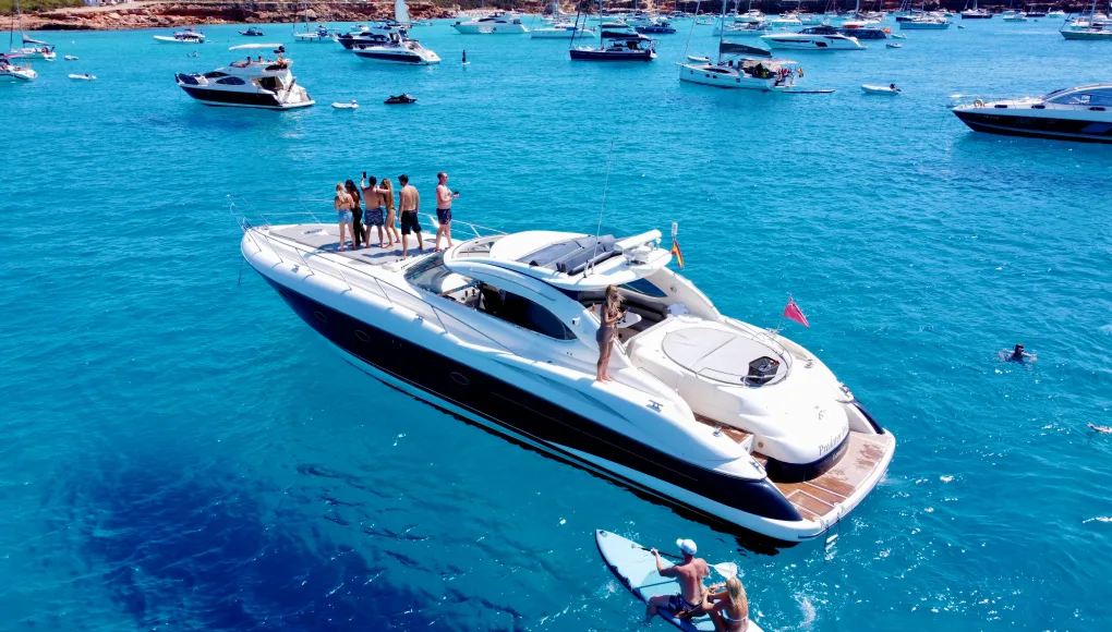 Navigating Yacht Charter Costs